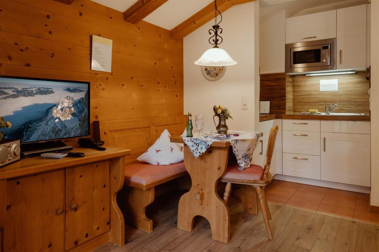 Ferienhaus Heimhof Гармиш-Партенкирхен Экстерьер фото